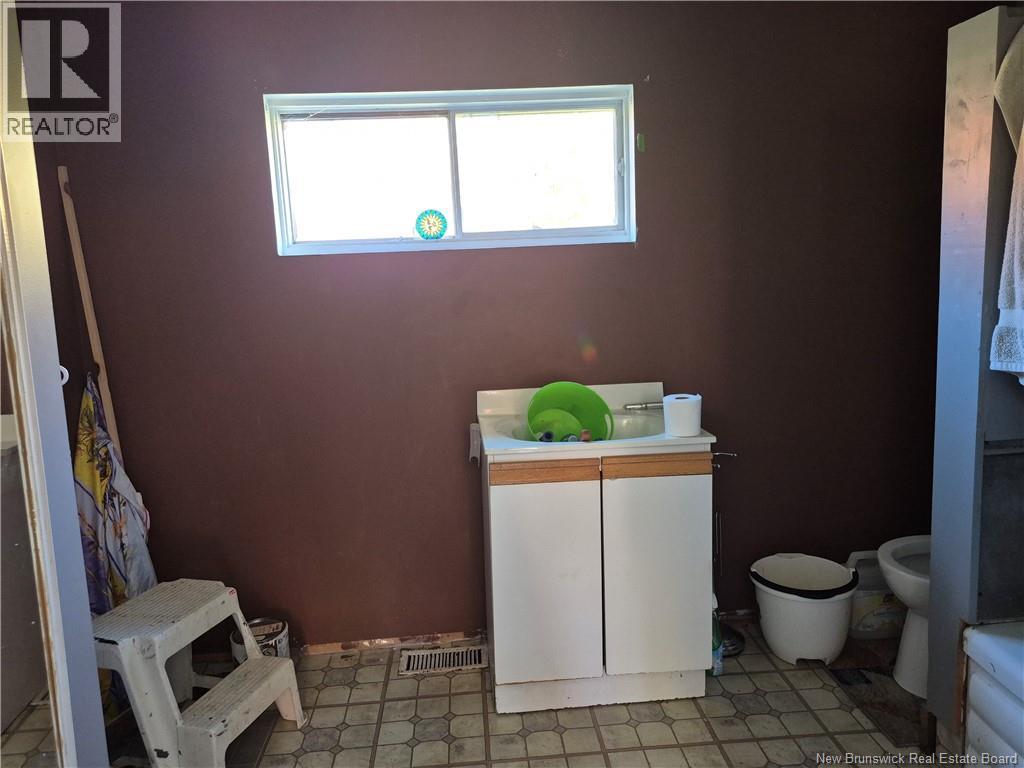 10 Second Avenue, Napadogan, New Brunswick  E6B 1Y3 - Photo 10 - NB148967