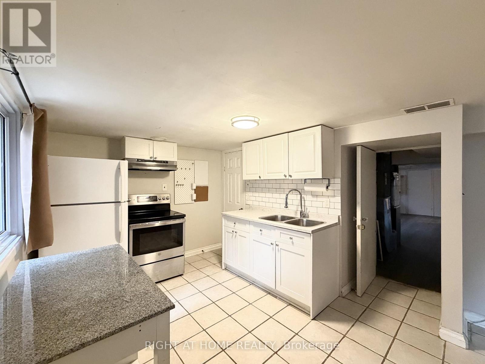 LOWER - 214 GREENWOOD AVENUE
