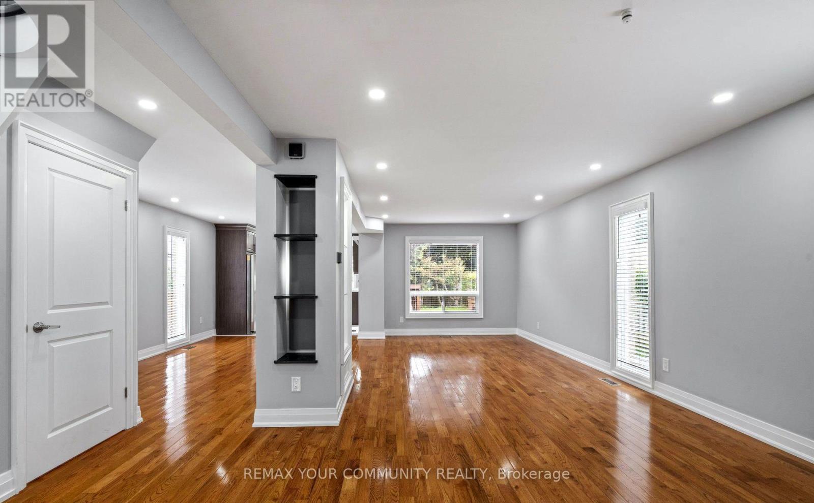700 Stonepath Circle, Pickering, Ontario  L1V 3T1 - Photo 7 - E13853298