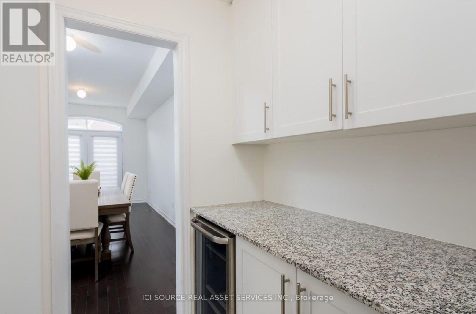 137 Allegranza Avenue, Vaughan, Ontario  L4H 4S1 - Photo 9 - N13853144