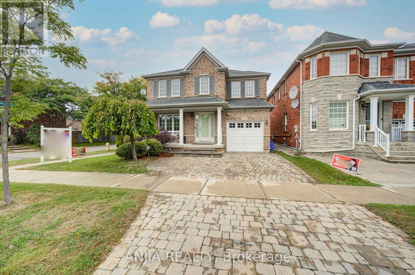 1 AYLESBURY GATE, Markham, Ontario