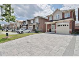 434 RITAS AVENUE, Newmarket, Ontario