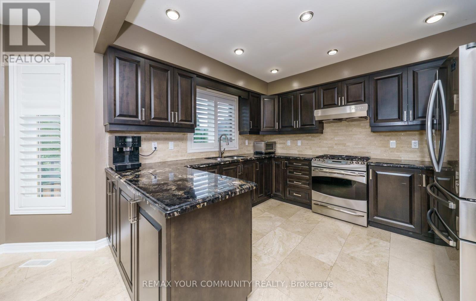 11 Hans Drive, Markham, Ontario  L6C 1T3 - Photo 17 - N13853304