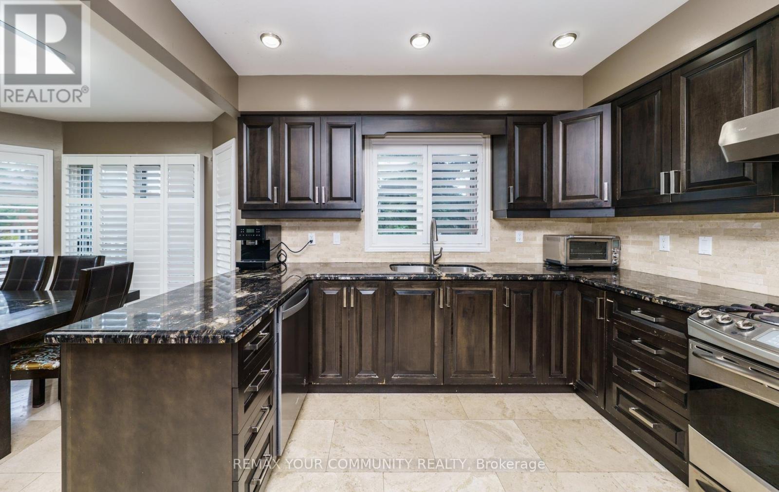 11 Hans Drive, Markham, Ontario  L6C 1T3 - Photo 18 - N13853304