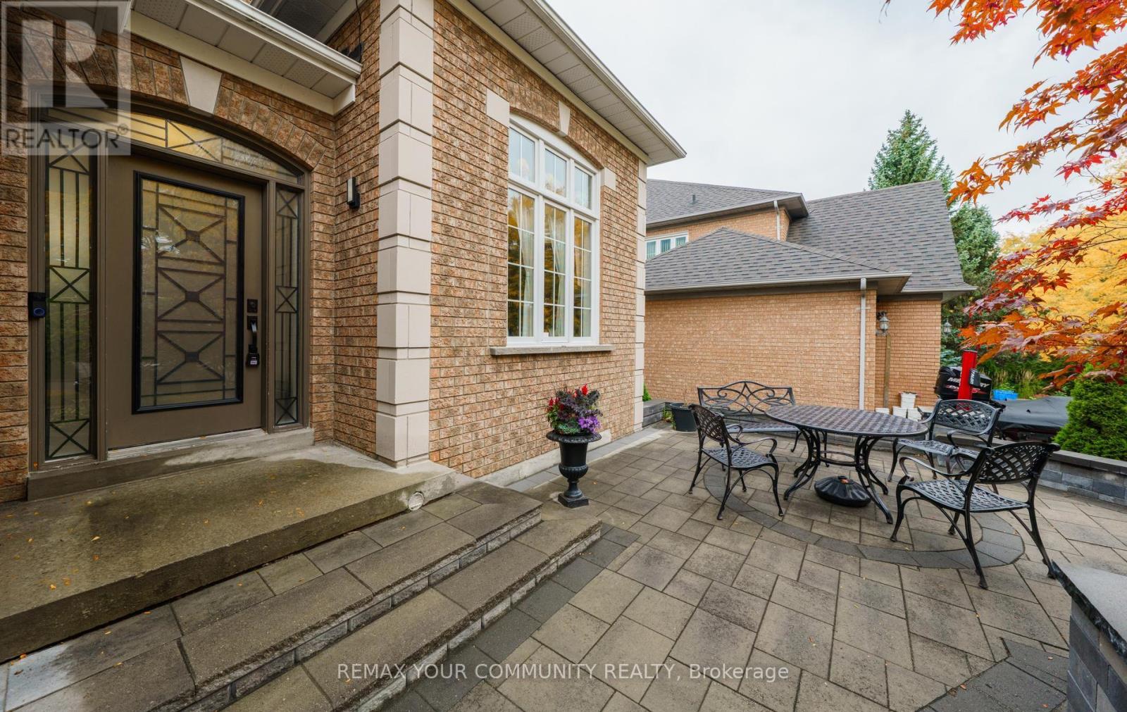 11 Hans Drive, Markham, Ontario  L6C 1T3 - Photo 5 - N13853304