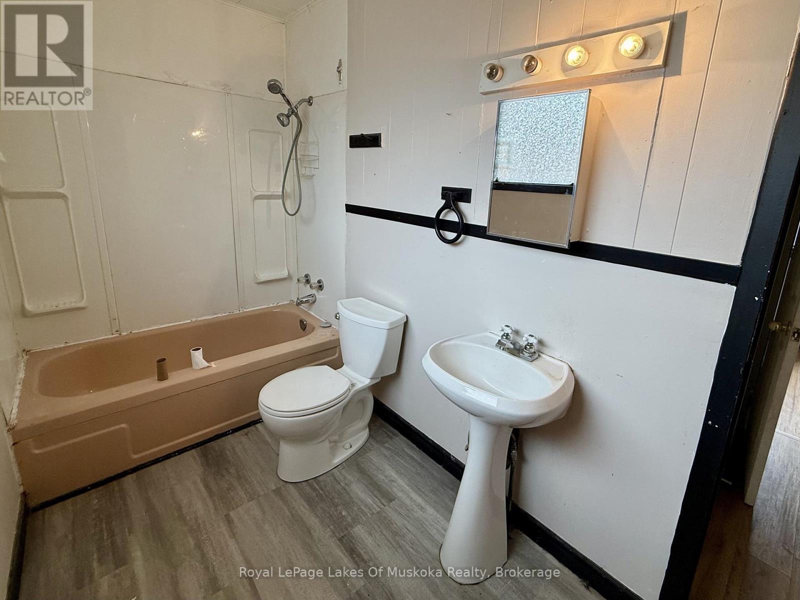 104 Ontario Street, Burk's Falls, Ontario  P0A 1C0 - Photo 13 - X13853132