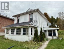 104 ONTARIO STREET, burk's falls, Ontario