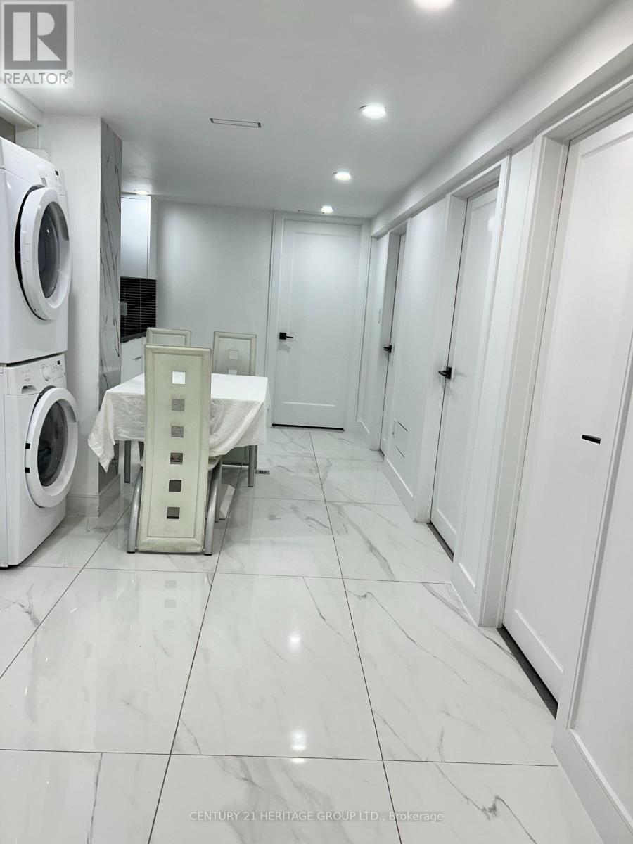 Basement - 326 Mcconvey Drive, Richmond Hill, Ontario  L4C 3K3 - Photo 8 - N13852368