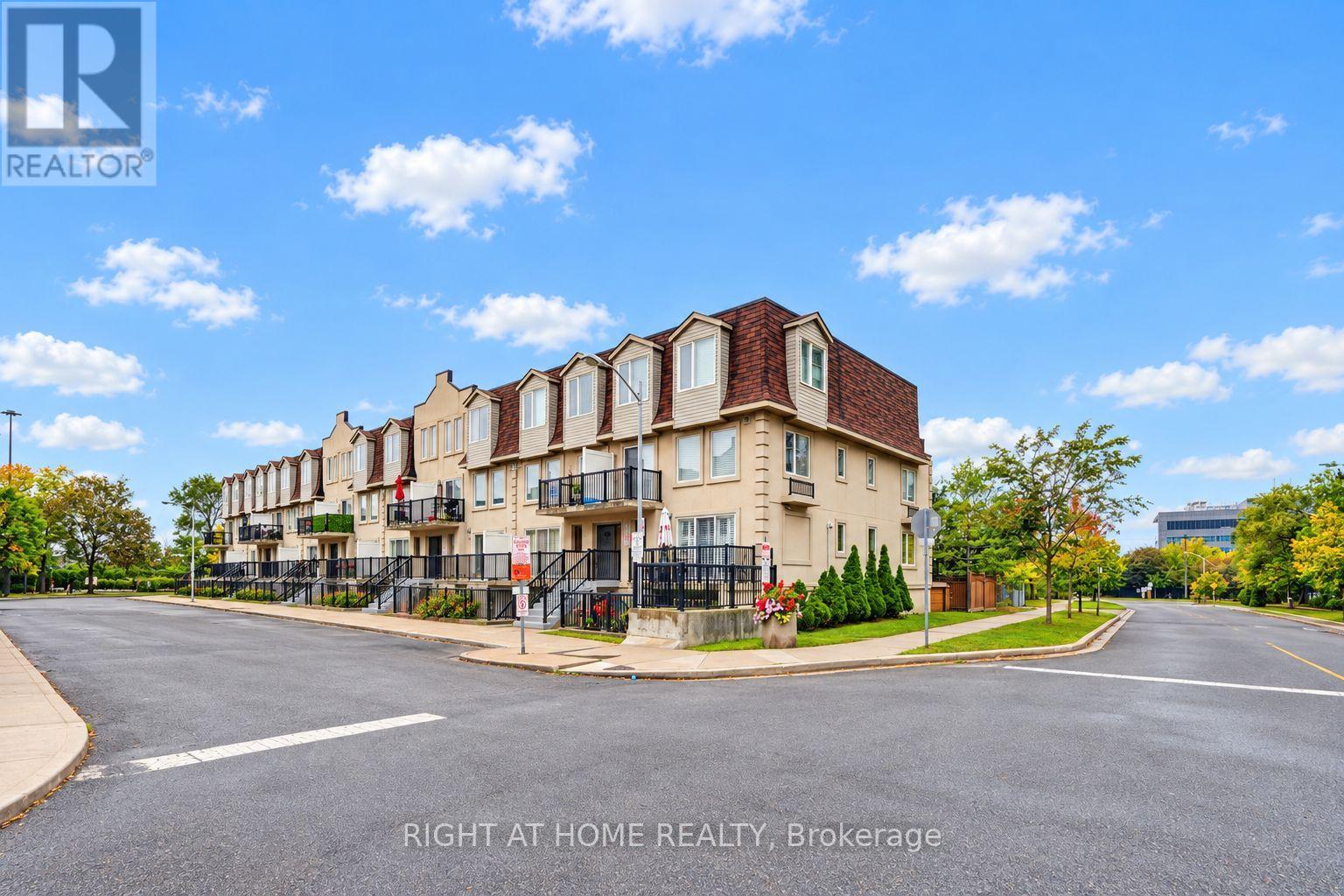 2095 - 55 George Appleton Way, Toronto, Ontario  M3M 0A2 - Photo 1 - W13853086