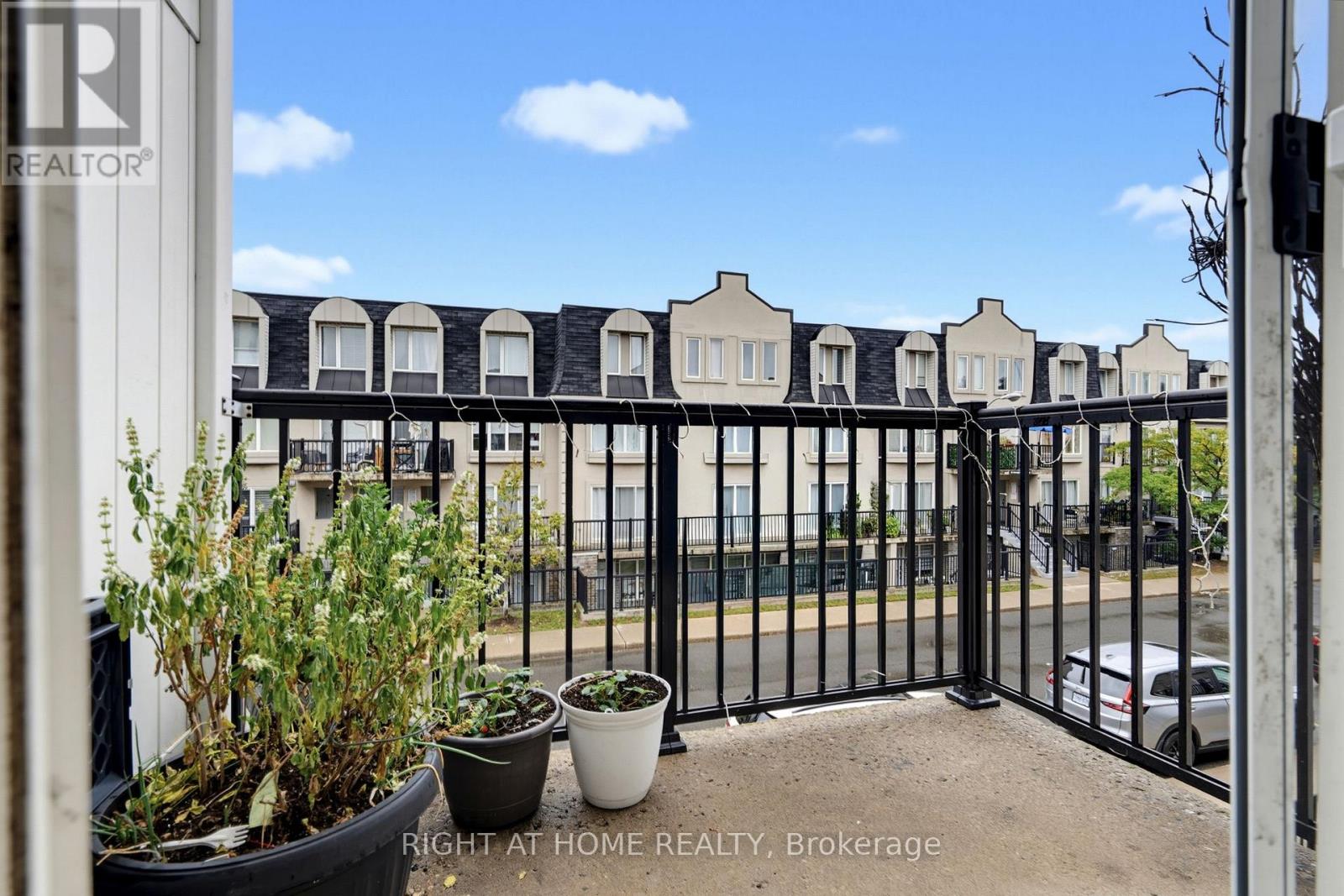 2095 - 55 George Appleton Way, Toronto, Ontario  M3M 0A2 - Photo 13 - W13853086