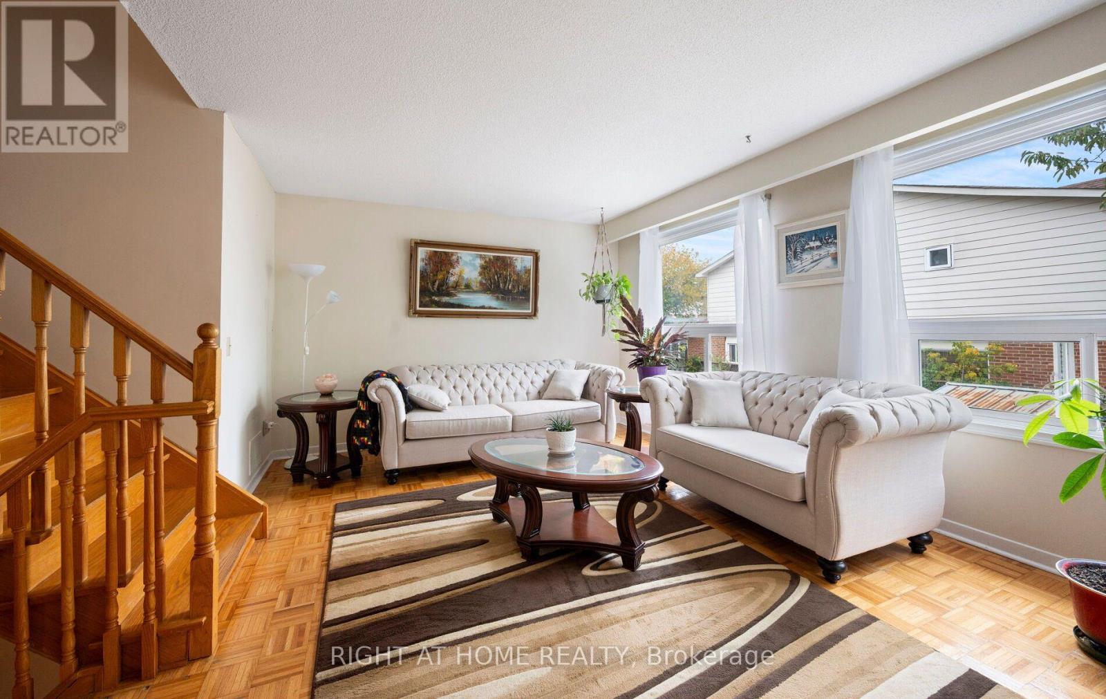 875 Messenger Meadow Drive, Mississauga, Ontario  L5C 3T1 - Photo 16 - W13853160