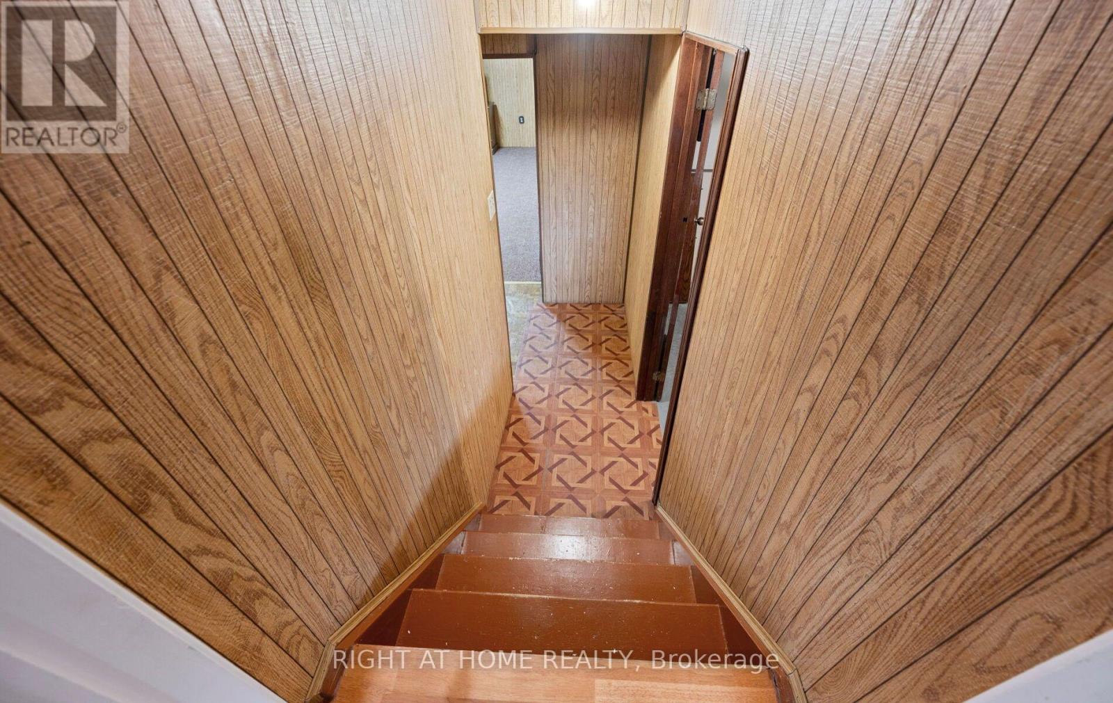 875 Messenger Meadow Drive, Mississauga, Ontario  L5C 3T1 - Photo 34 - W13853160