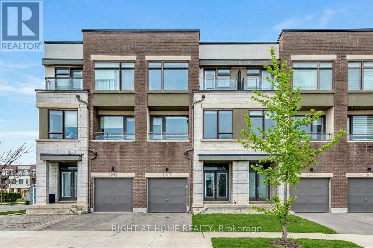 272 SQUIRE CRESCENT
