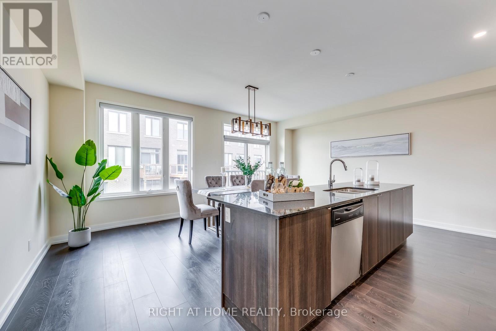272 Squire Crescent, Oakville, Ontario  L6H 0L8 - Photo 11 - W13853292
