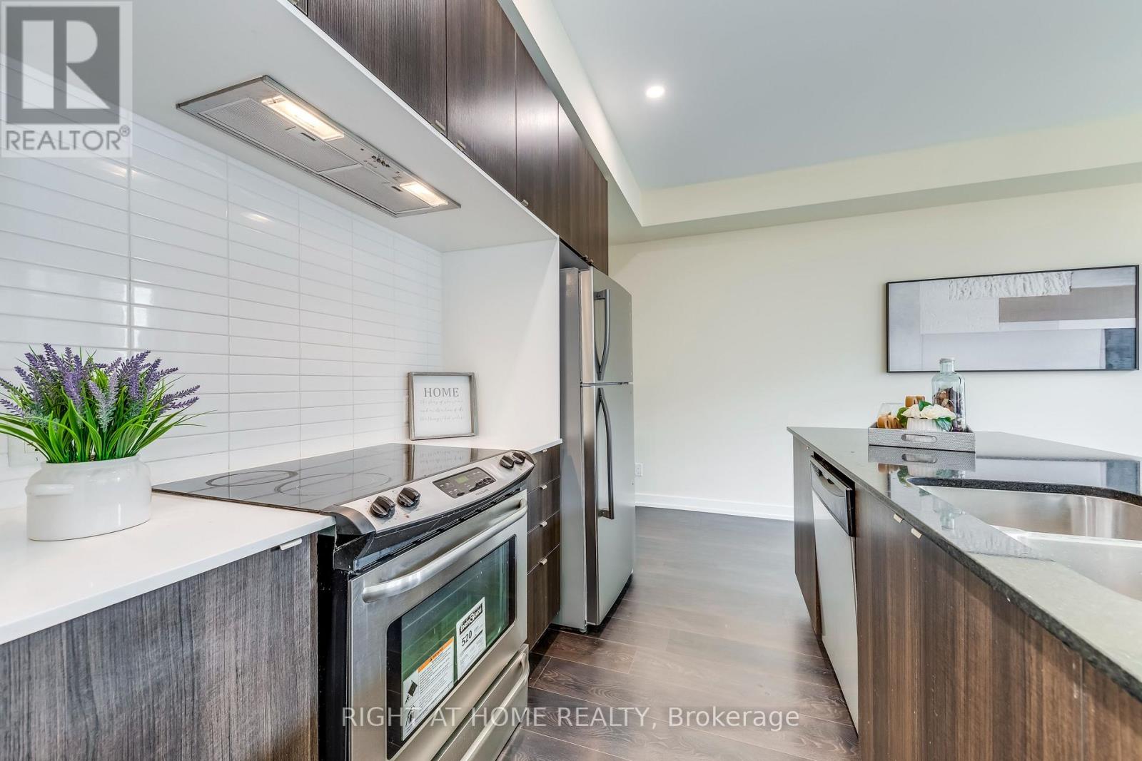 272 Squire Crescent, Oakville, Ontario  L6H 0L8 - Photo 12 - W13853292
