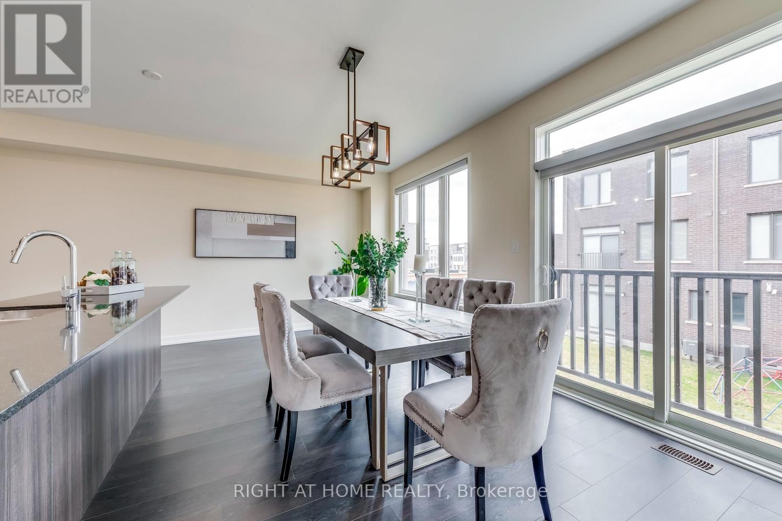 272 Squire Crescent, Oakville, Ontario  L6H 0L8 - Photo 15 - W13853292