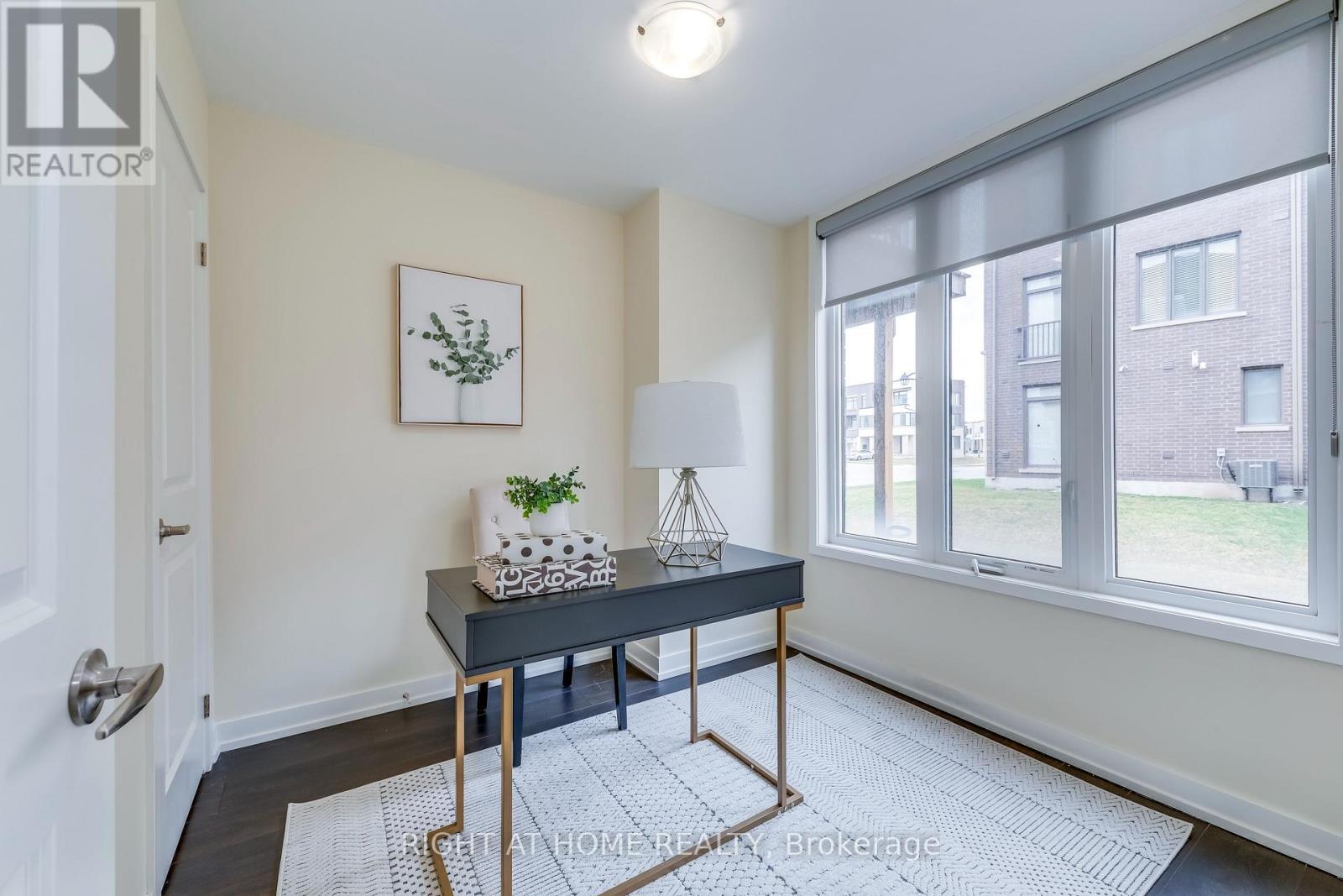 272 Squire Crescent, Oakville, Ontario  L6H 0L8 - Photo 5 - W13853292