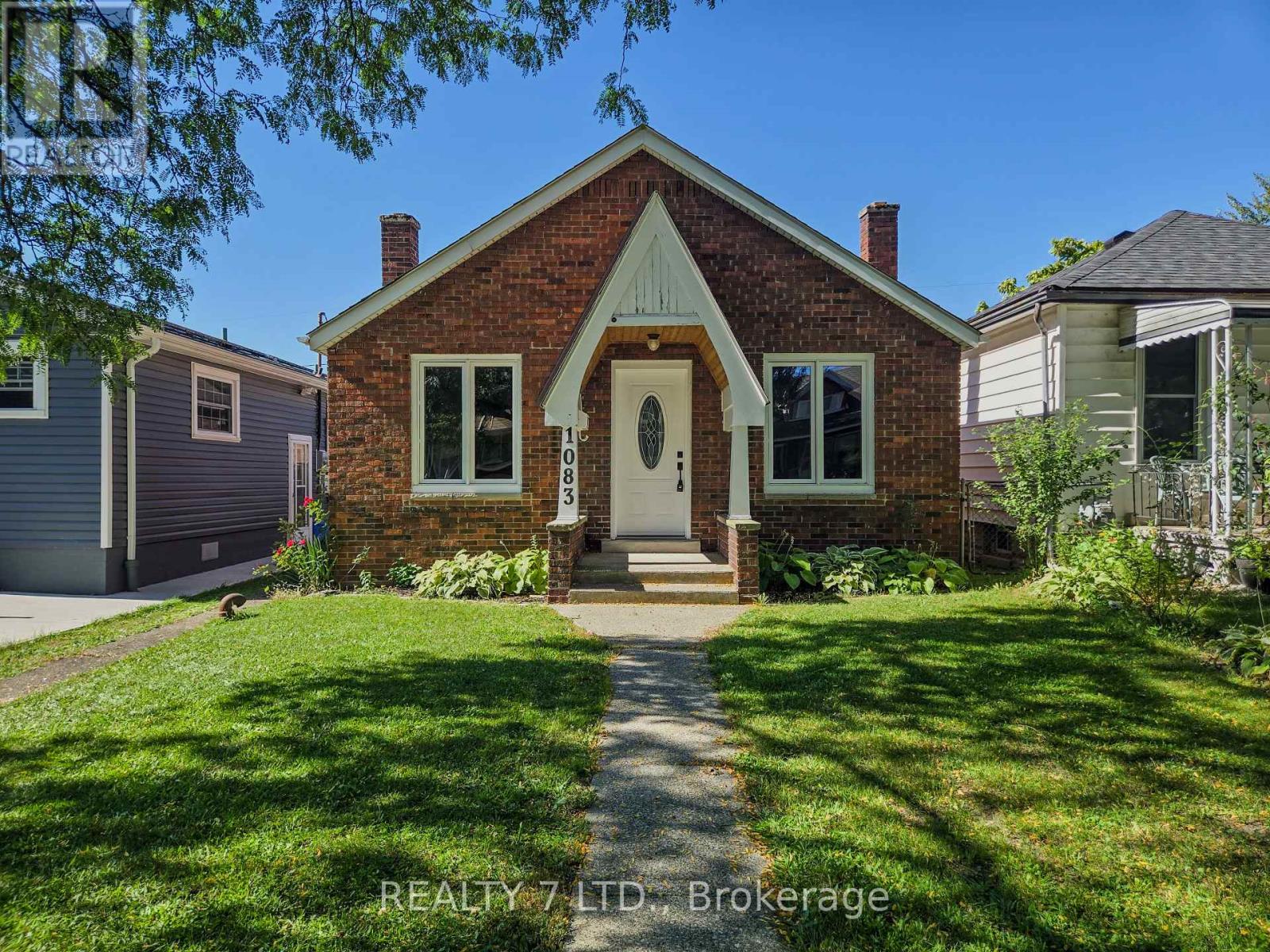 1083 Campbell Avenue, Windsor, Ontario  N9B 2J4 - Photo 2 - X13853040