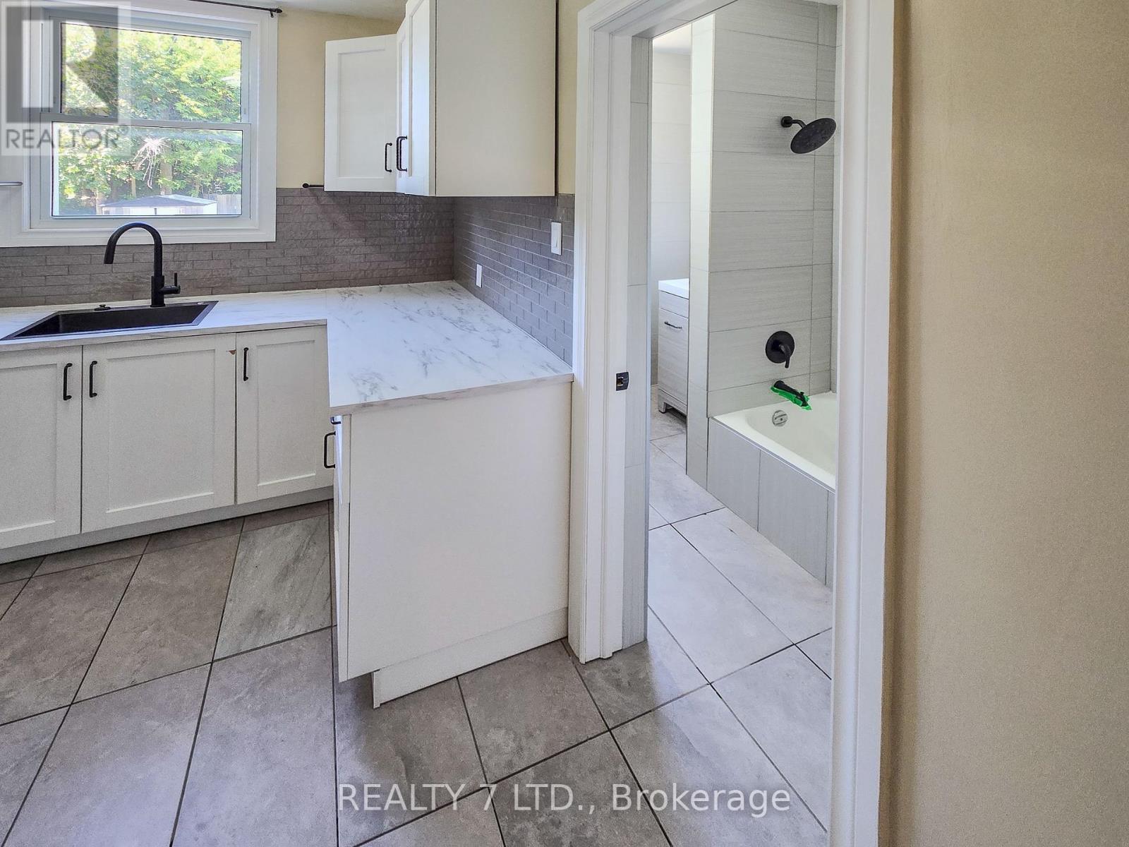 1083 Campbell Avenue, Windsor, Ontario  N9B 2J4 - Photo 36 - X13853040