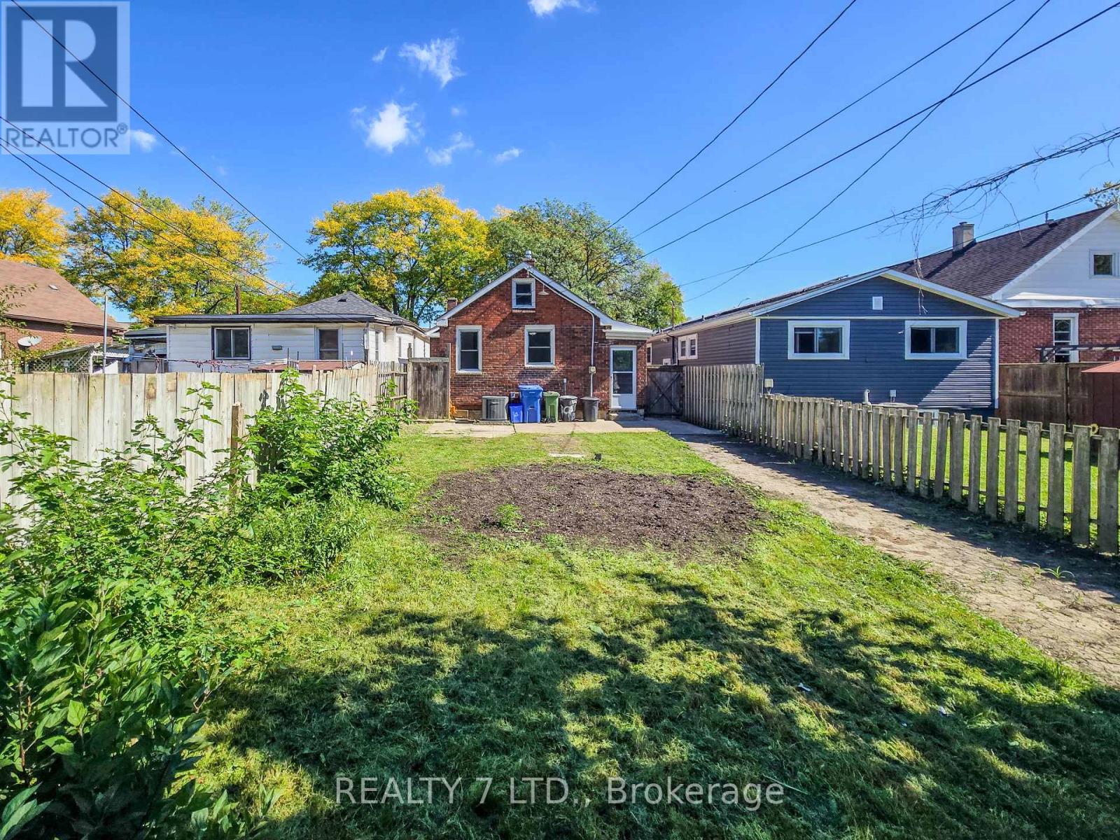 1083 Campbell Avenue, Windsor, Ontario  N9B 2J4 - Photo 47 - X13853062