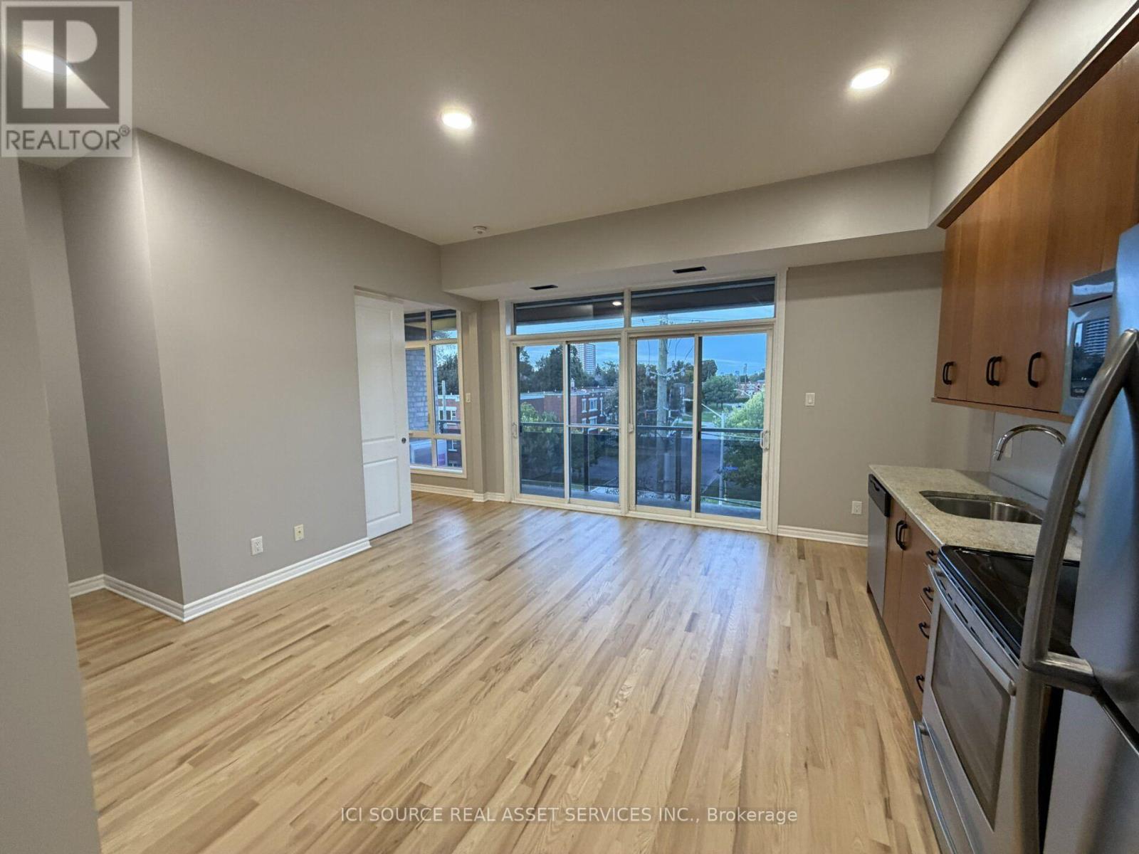 301 - 682 Churchill Avenue N, Ottawa, Ontario  K1Z 5G5 - Photo 4 - X13853098