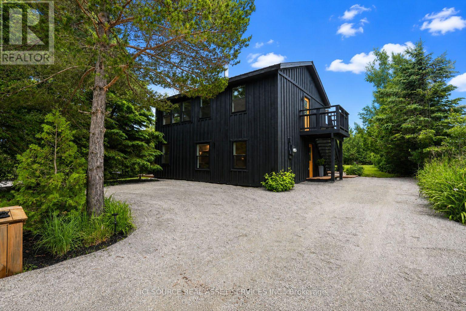 124 Tyrol Avenue, Blue Mountains, Ontario  N0H 2E0 - Photo 1 - X13853118