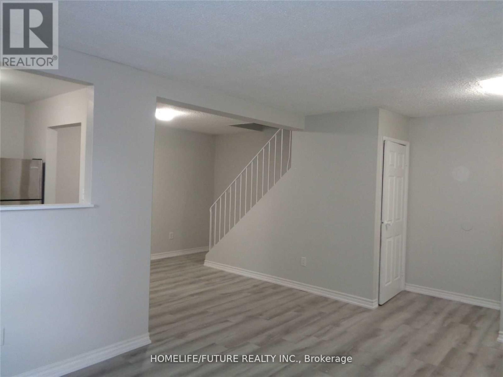 24 - 255 Porter Street, Oshawa, Ontario  L1J 1N3 - Photo 3 - E13851980