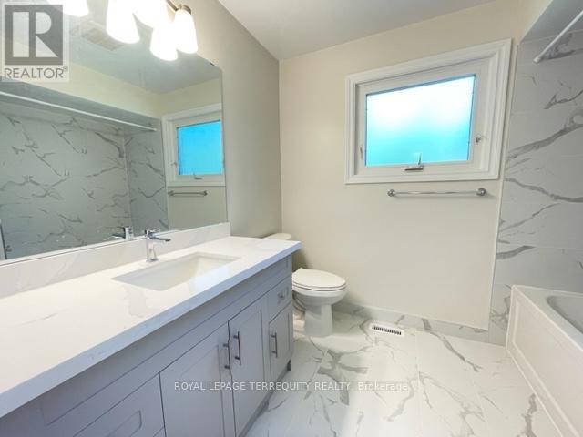 743 Fieldstone Road, Mississauga, Ontario  L5C 3K7 - Photo 35 - W13633576