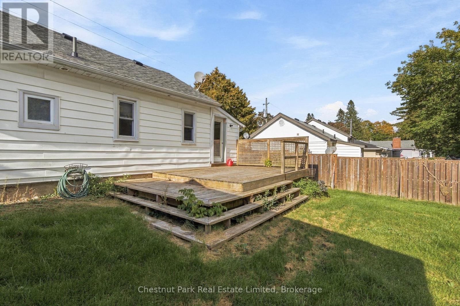 9 Rogers Street, Prince Edward County, Ontario  K0K 2T0 - Photo 23 - X13853398