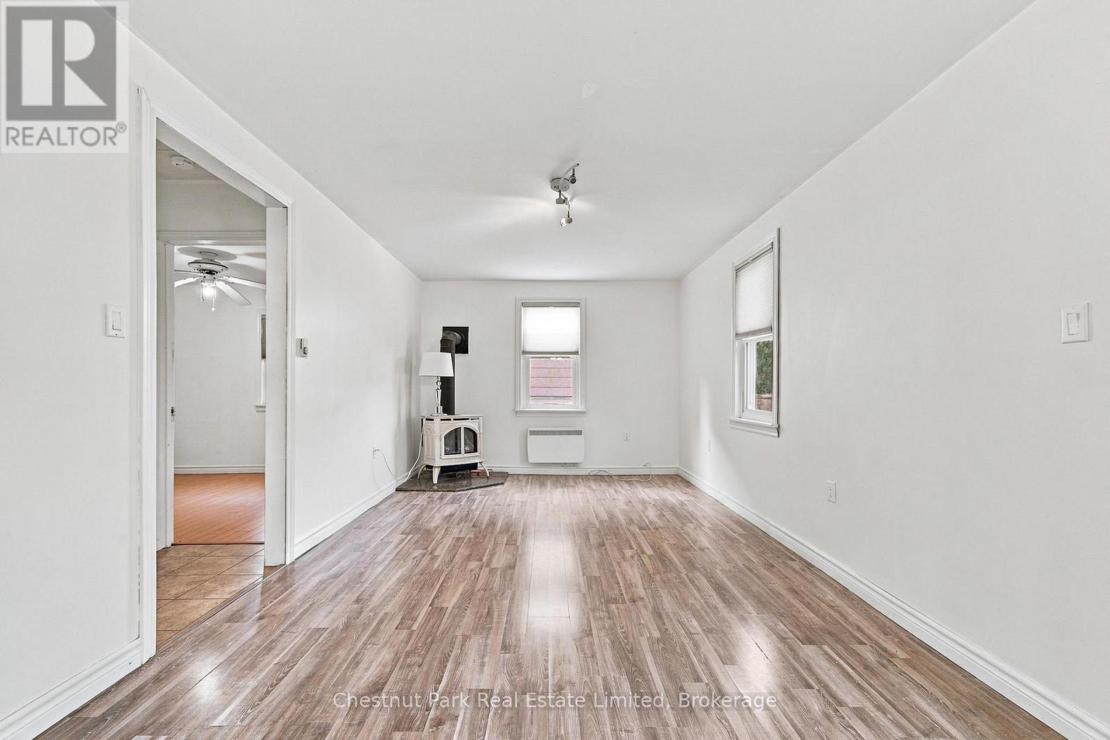 9 Rogers Street, Prince Edward County, Ontario  K0K 2T0 - Photo 6 - X13853398