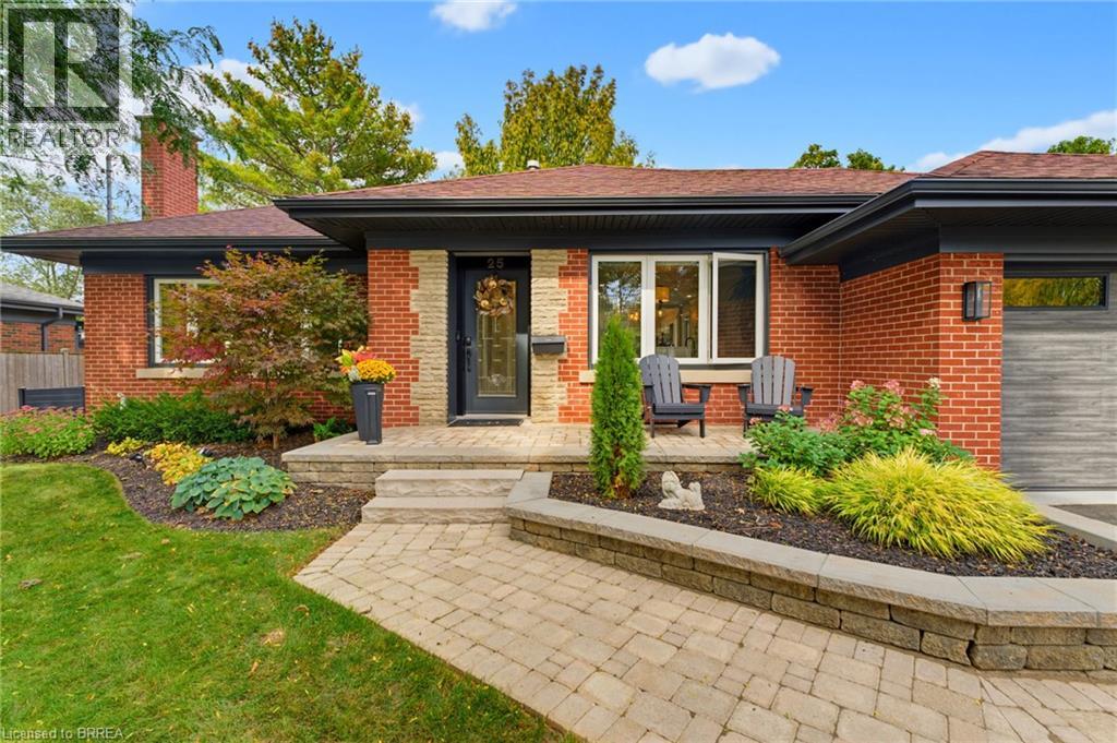 25 Elm Street, Brantford, Ontario  N3R 4T7 - Photo 3 - 40867967