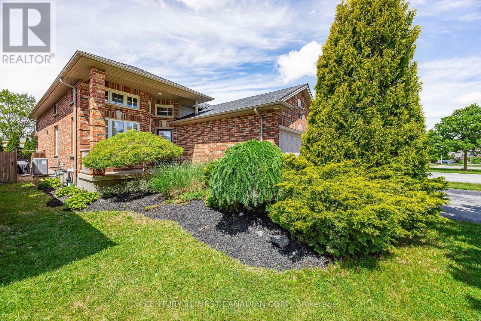 899 Bitterbush Crescent, London North, Ontario  N6H 5X6 - Photo 2 - X13853502