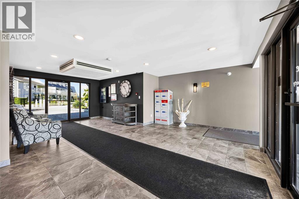 1520 VENETIAN BOULEVARD Unit# M305 Point Edward Ontario Canada N7T7Z8 2