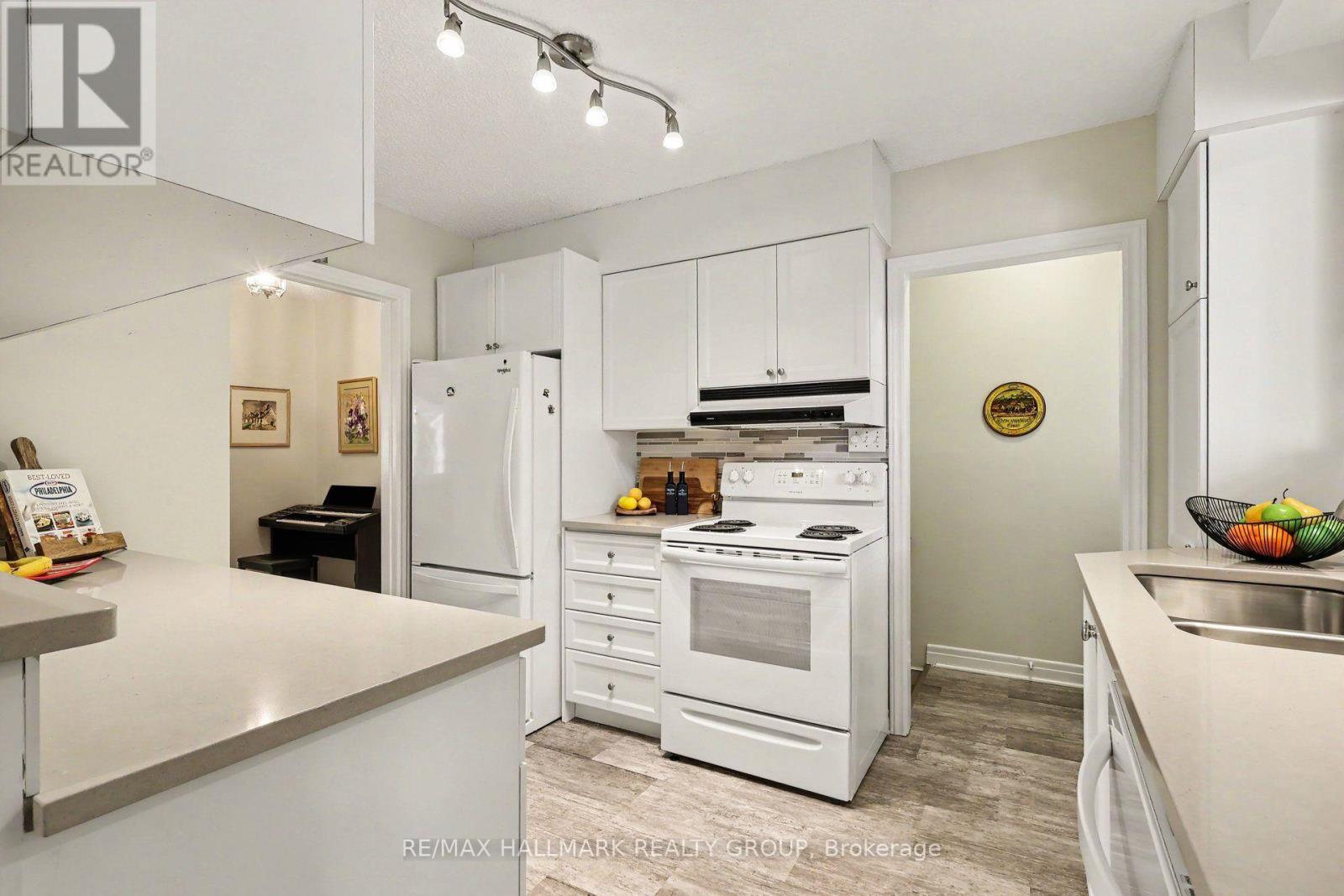 183 Martin Avenue, Ottawa, Ontario  K1K 2V2 - Photo 13 - X13853380