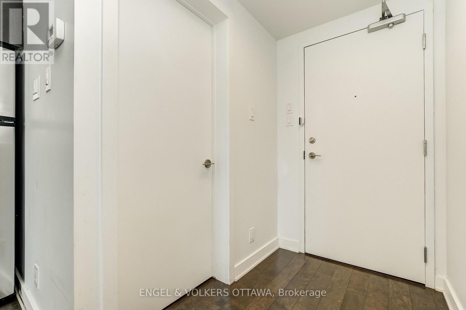249 - 340 Mcleod Street, Ottawa, Ontario K2P 1A4 - Photo 3 - X13853518