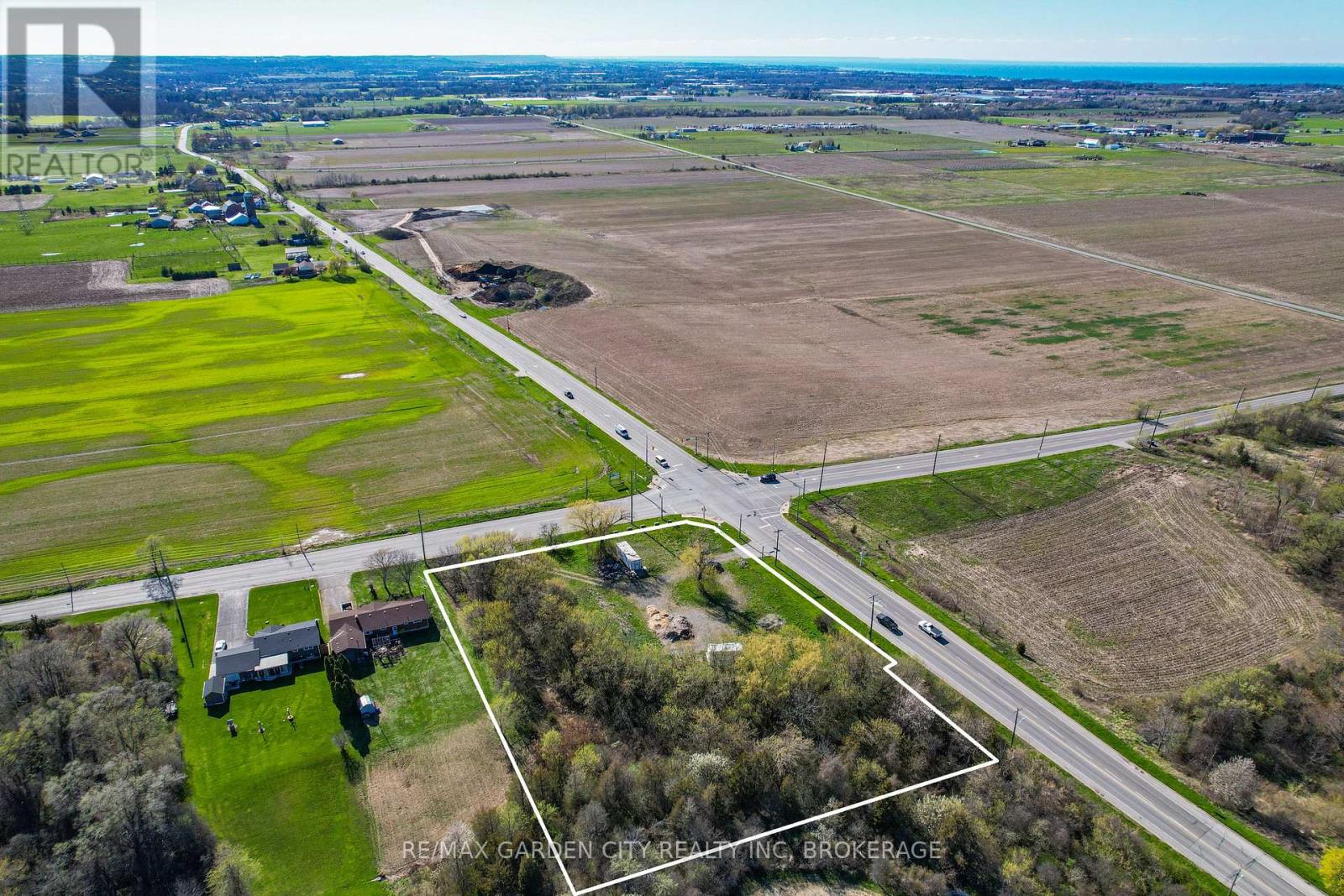 381 St. Paul Street W, St. Catharines, Ontario  L2R 3N1 - Photo 12 - X13853004