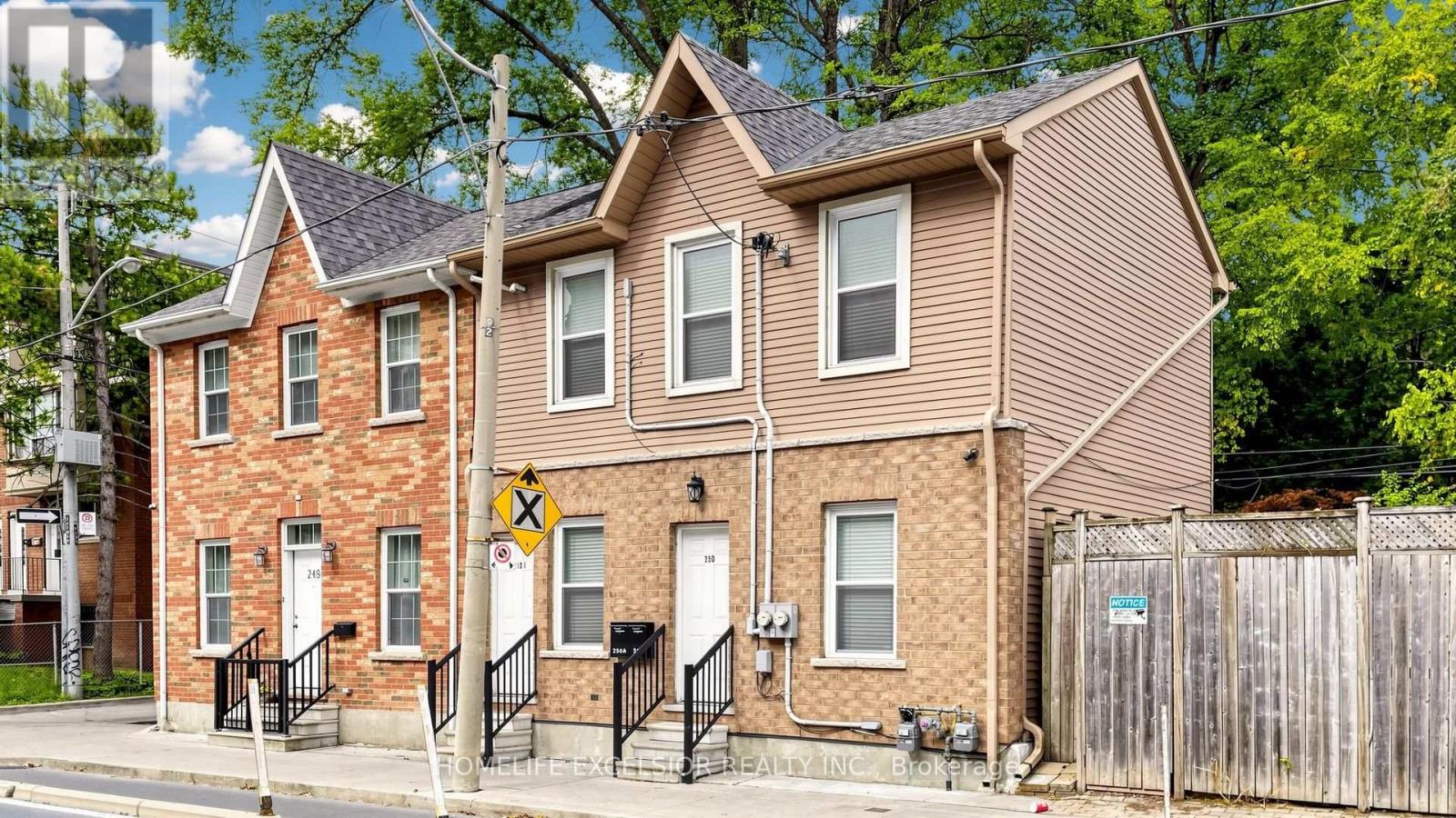 250 Shuter Street N, Toronto, Ontario  M5A 1W2 - Photo 2 - C13852988