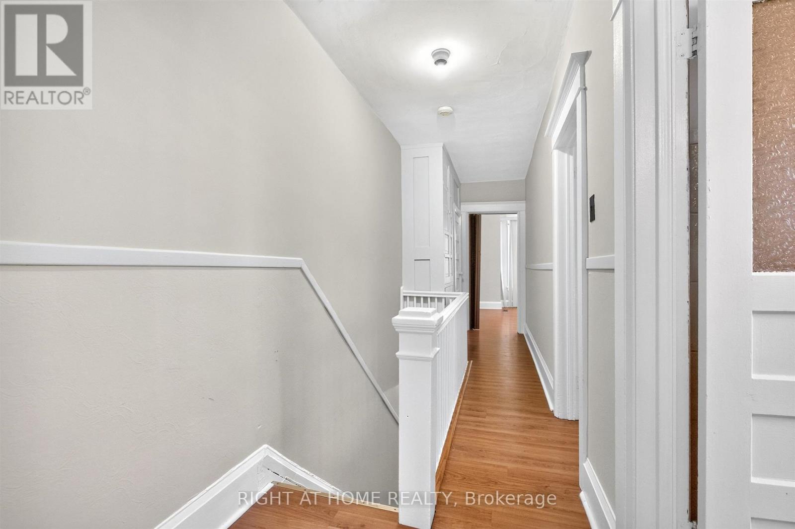 431 Lansdowne Avenue, Toronto, Ontario  M6H 3Y2 - Photo 14 - C13853328