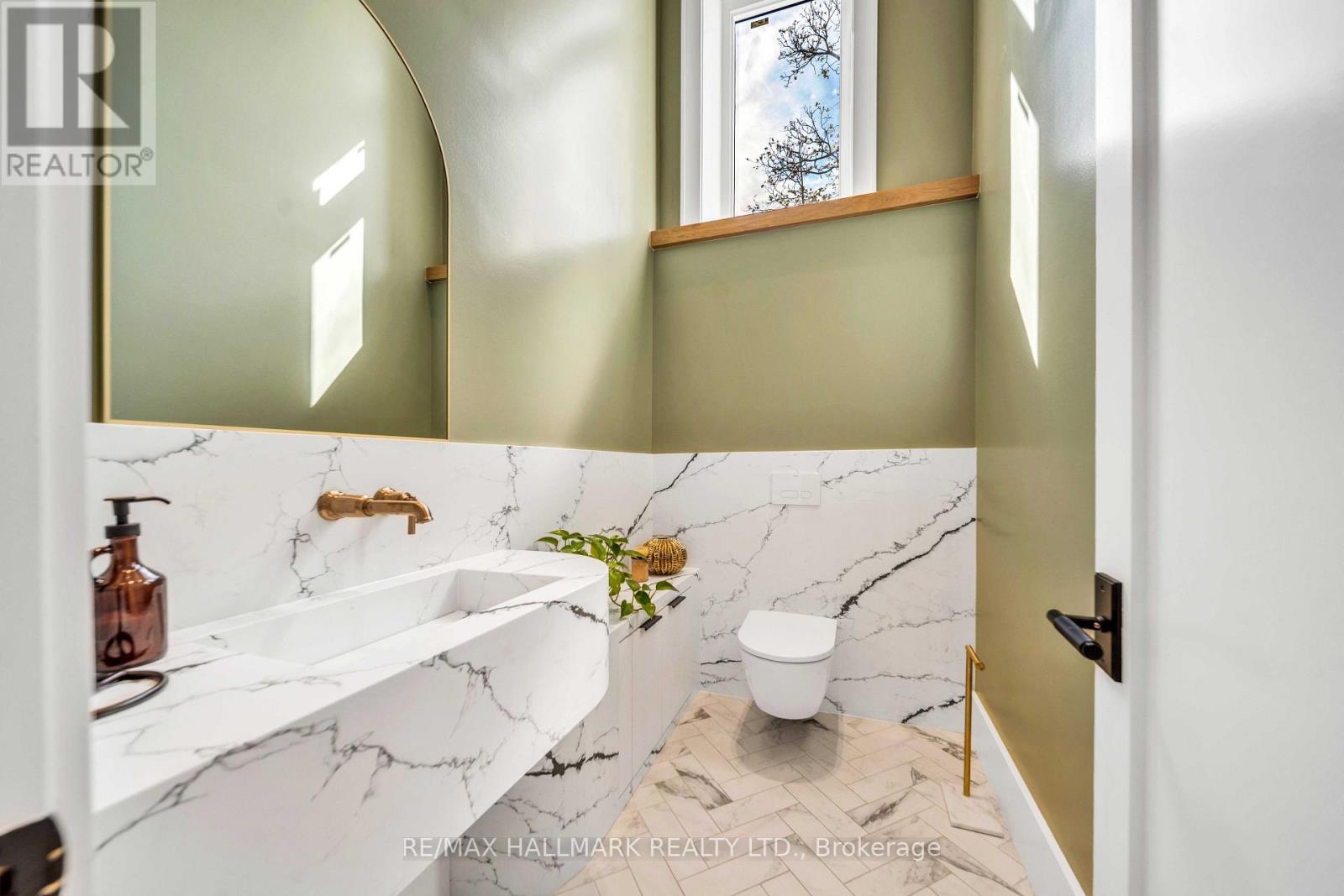 27 Collinson Boulevard, Toronto, Ontario  M3H 3C1 - Photo 13 - C13853366