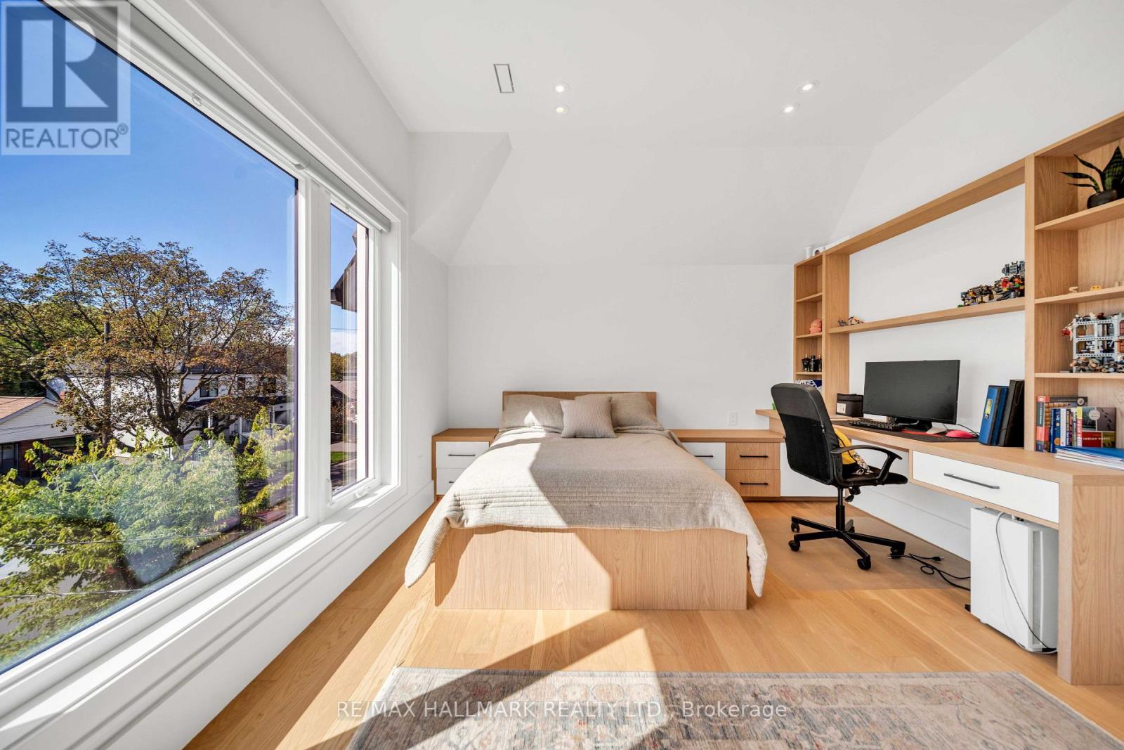 27 Collinson Boulevard, Toronto, Ontario  M3H 3C1 - Photo 22 - C13853366