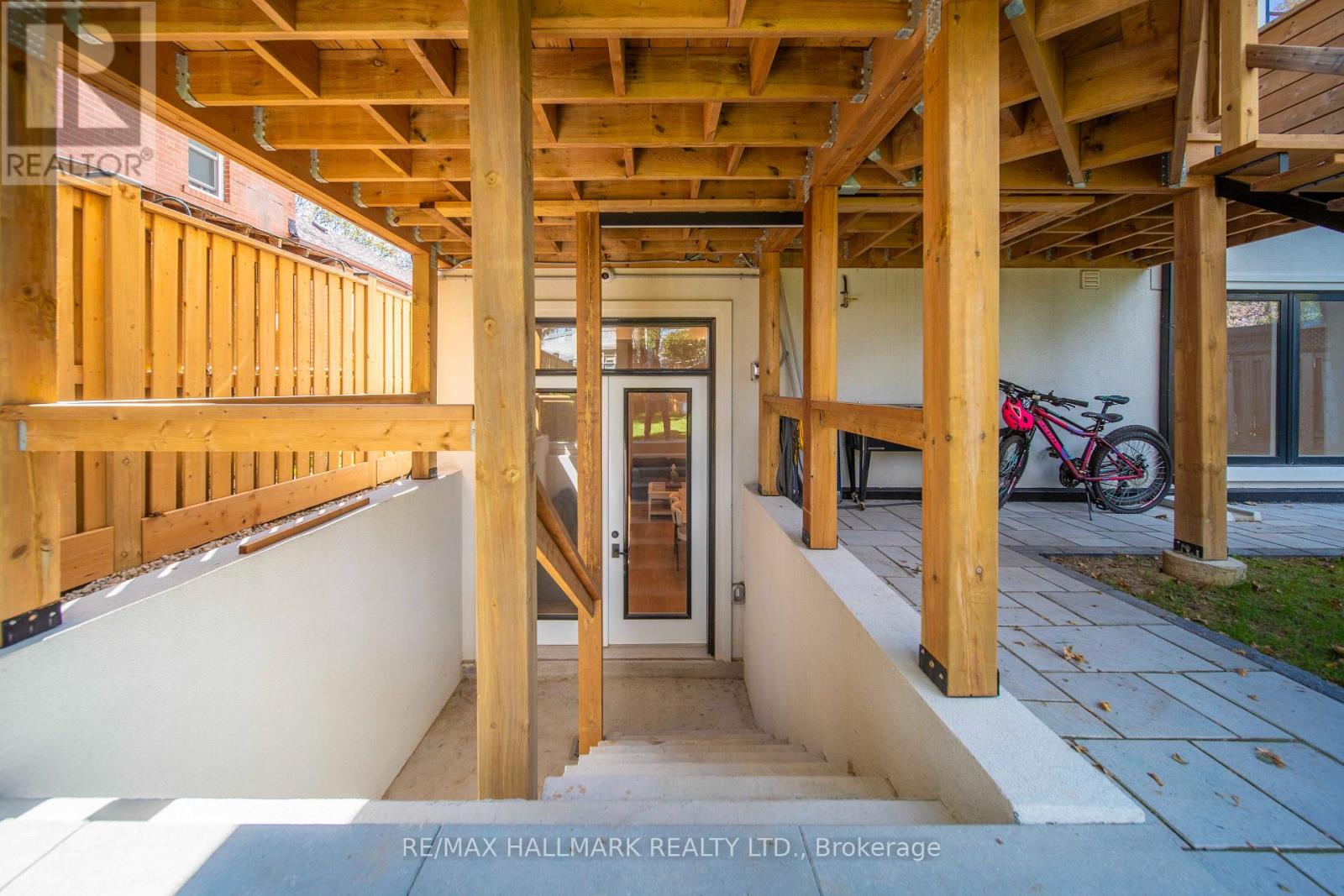 27 Collinson Boulevard, Toronto, Ontario  M3H 3C1 - Photo 42 - C13853366