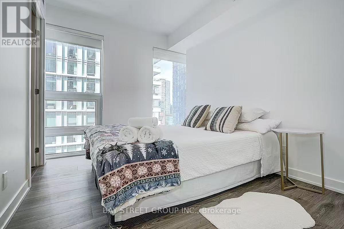 2011 - 100 Queen Street E, Toronto, Ontario  M5C 0B5 - Photo 8 - C13853462