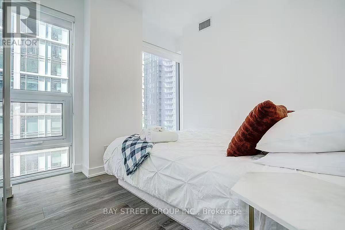 2011 - 100 Queen Street E, Toronto, Ontario  M5C 0B5 - Photo 9 - C13853462