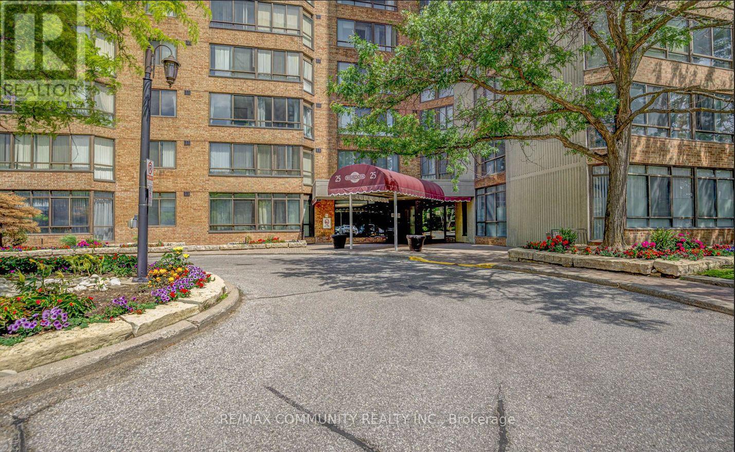 1133 - 25 BAMBURGH CIRCLE