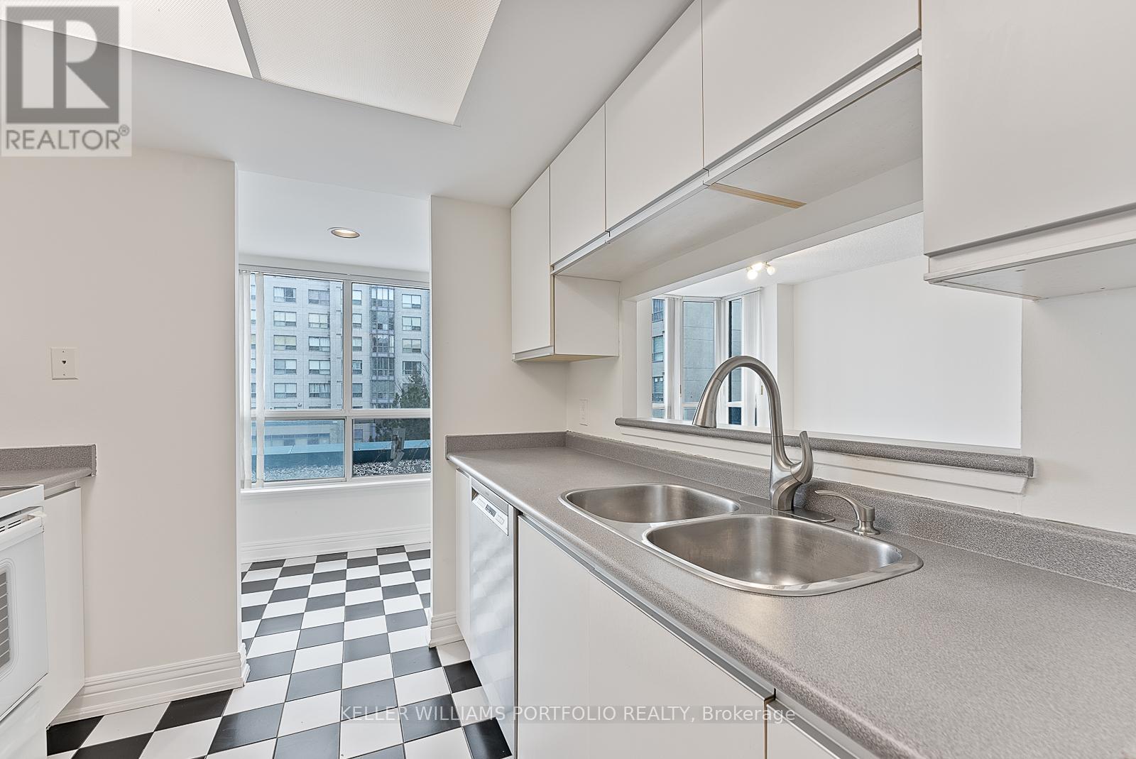 418 - 2550 Lawrence Avenue E, Toronto, Ontario  M1P 4Z3 - Photo 15 - E13853482