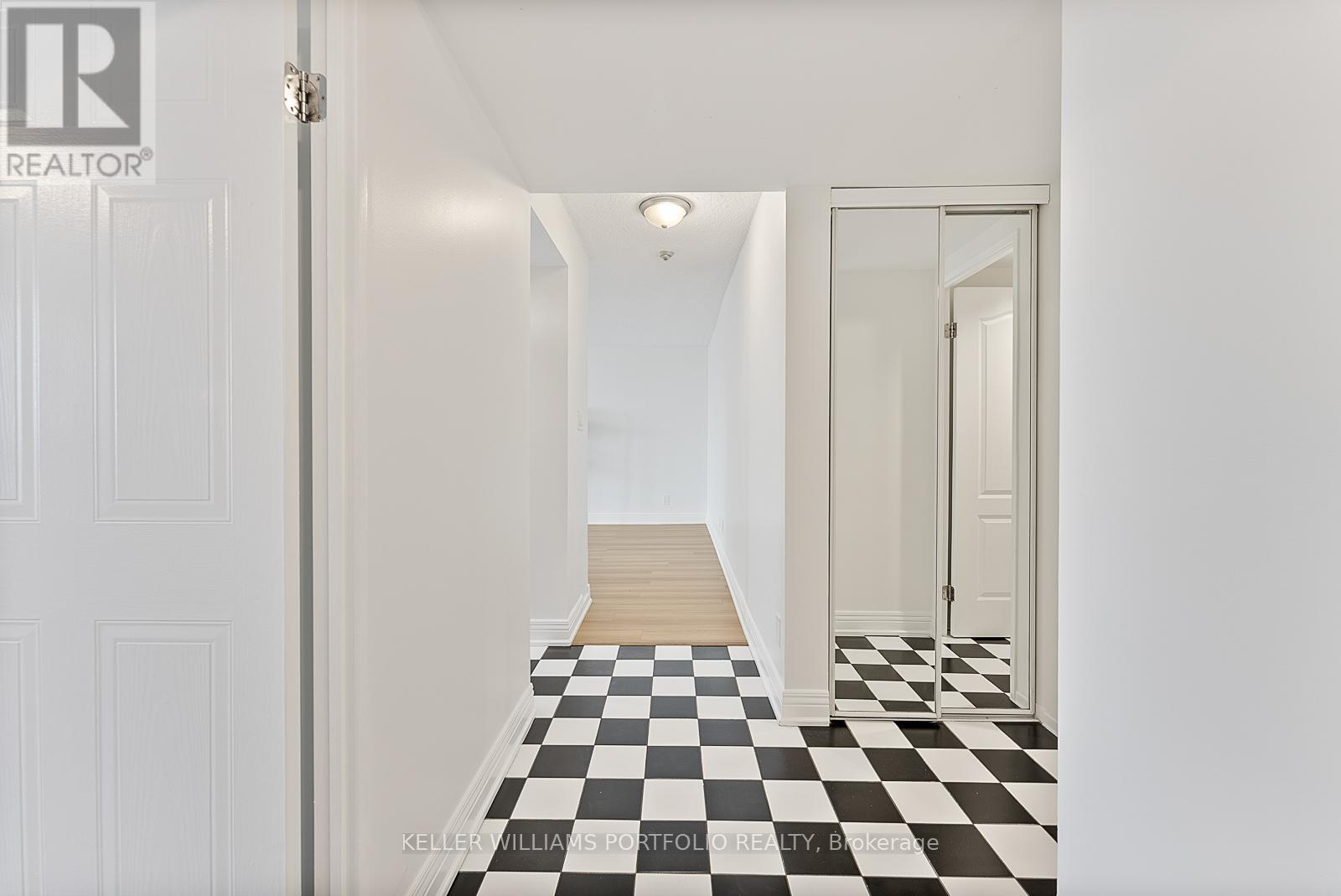 418 - 2550 Lawrence Avenue E, Toronto, Ontario  M1P 4Z3 - Photo 2 - E13853482