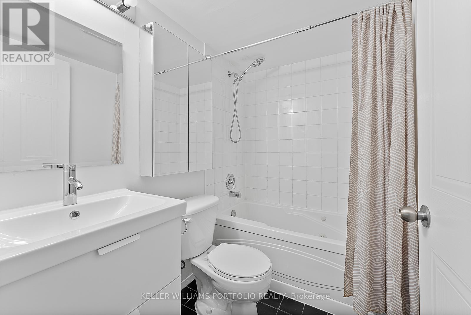 418 - 2550 Lawrence Avenue E, Toronto, Ontario  M1P 4Z3 - Photo 26 - E13853482
