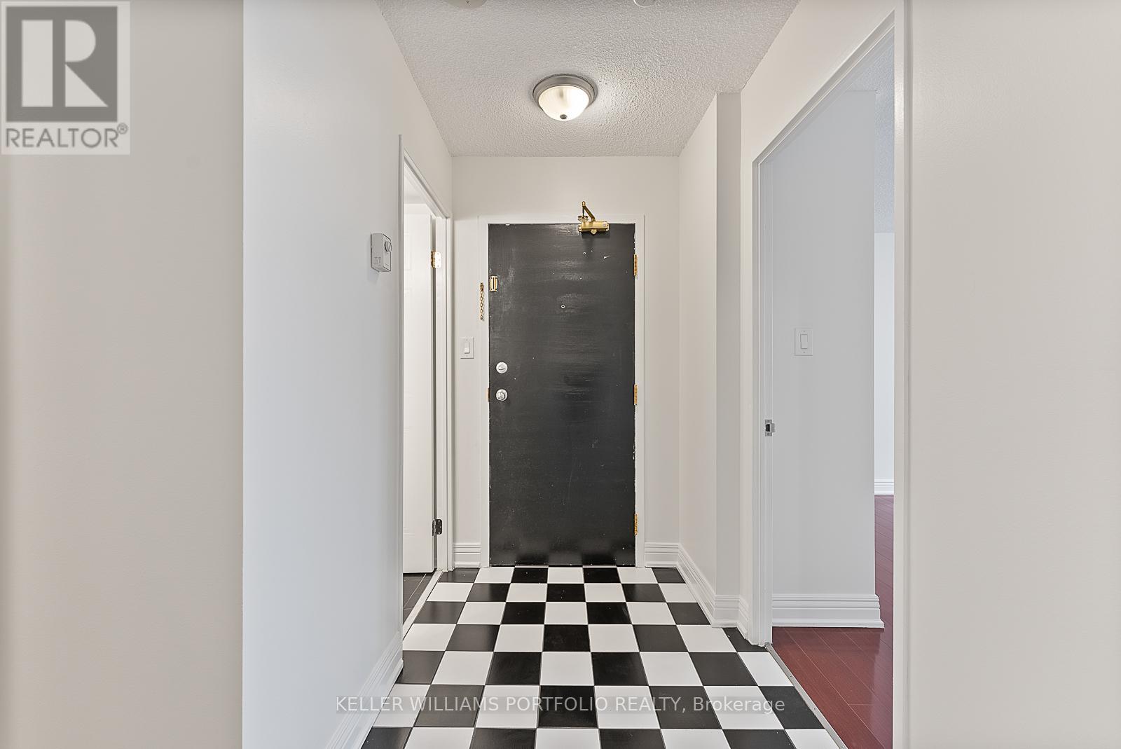 418 - 2550 Lawrence Avenue E, Toronto, Ontario  M1P 4Z3 - Photo 4 - E13853482