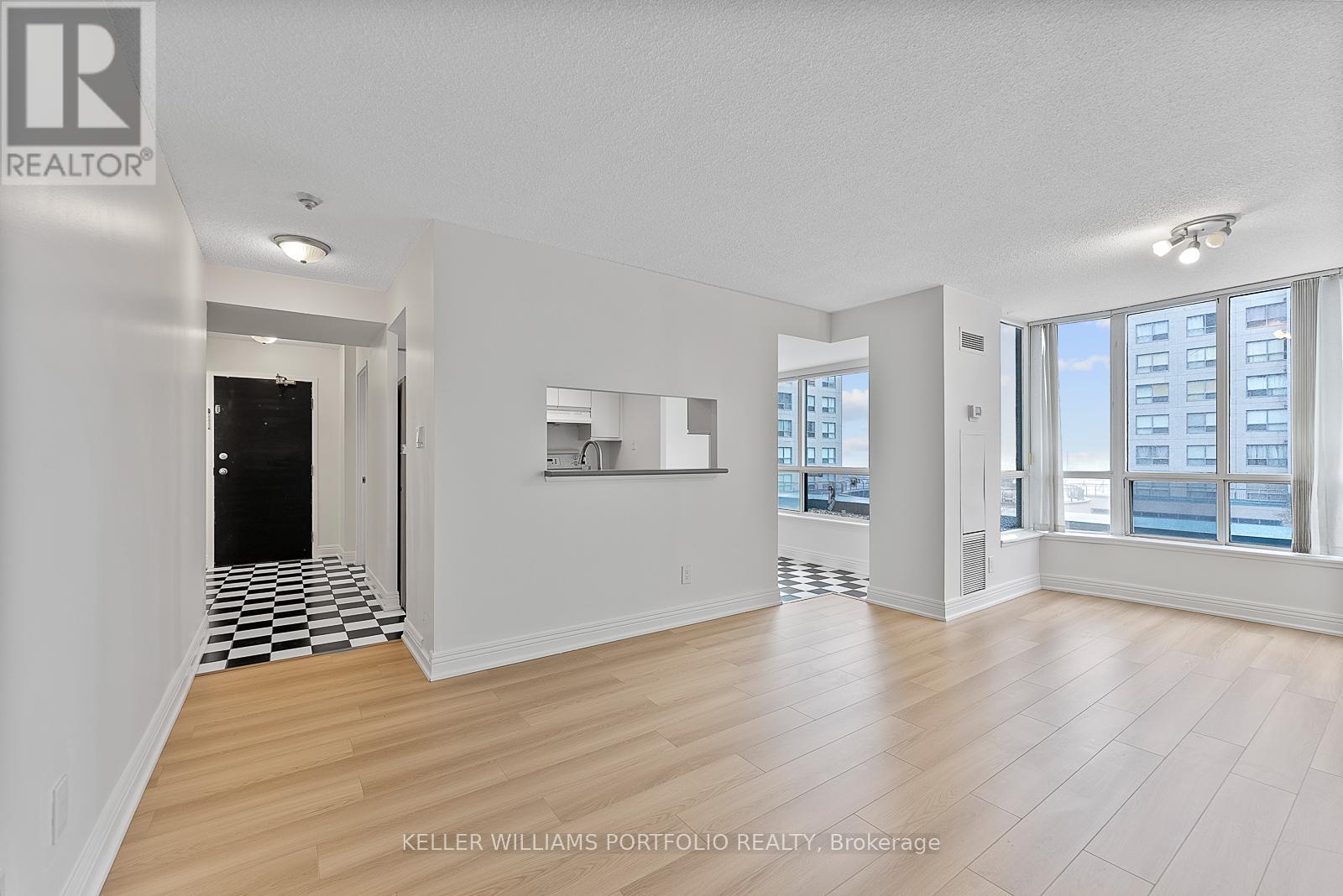 418 - 2550 Lawrence Avenue E, Toronto, Ontario  M1P 4Z3 - Photo 8 - E13853482