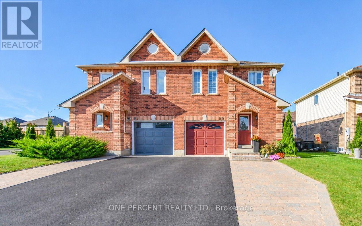 90 Breeze Drive, Bradford West Gwillimbury (Bradford), Ontario  L3Z 3A5 - Photo 1 - N13853000